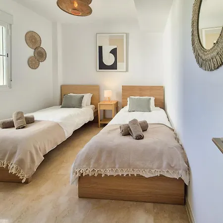 Apartment 3br Family With Pool *